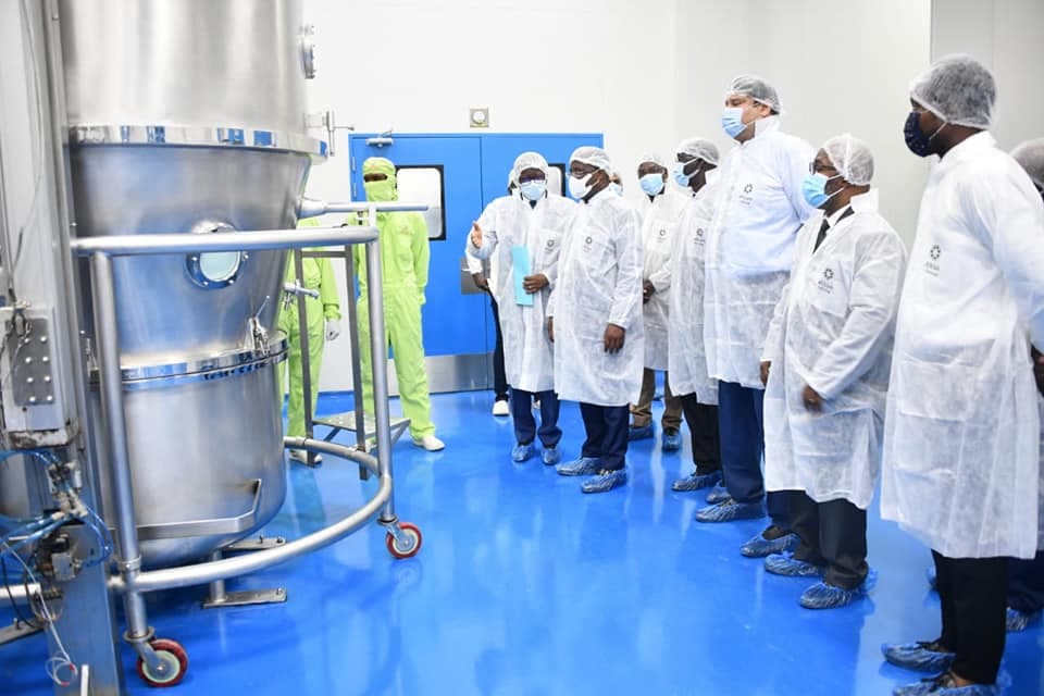 Médicaments made in Côte d'Ivoire : l'État veut porter la production locale à 20 % dès 2026